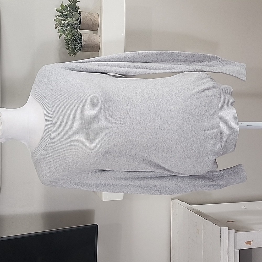 Express Lightweight Long Sleeve Gray Sweater